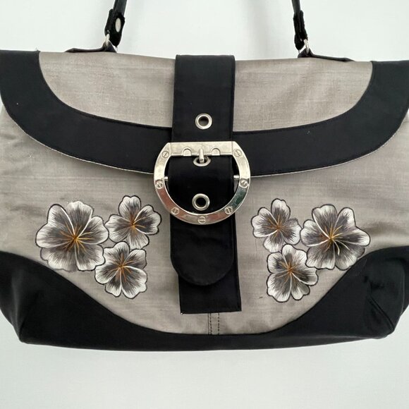 Embroidered Silk Shoulder Purse Black Gray Flowers Concubine Canada - Picture 2 of 8